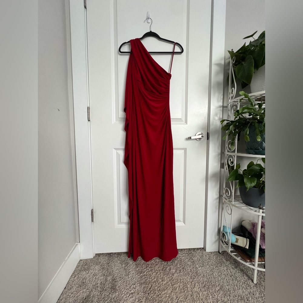 Ralph Lauren Red One-Shoulder Evening Gown | Size 4
